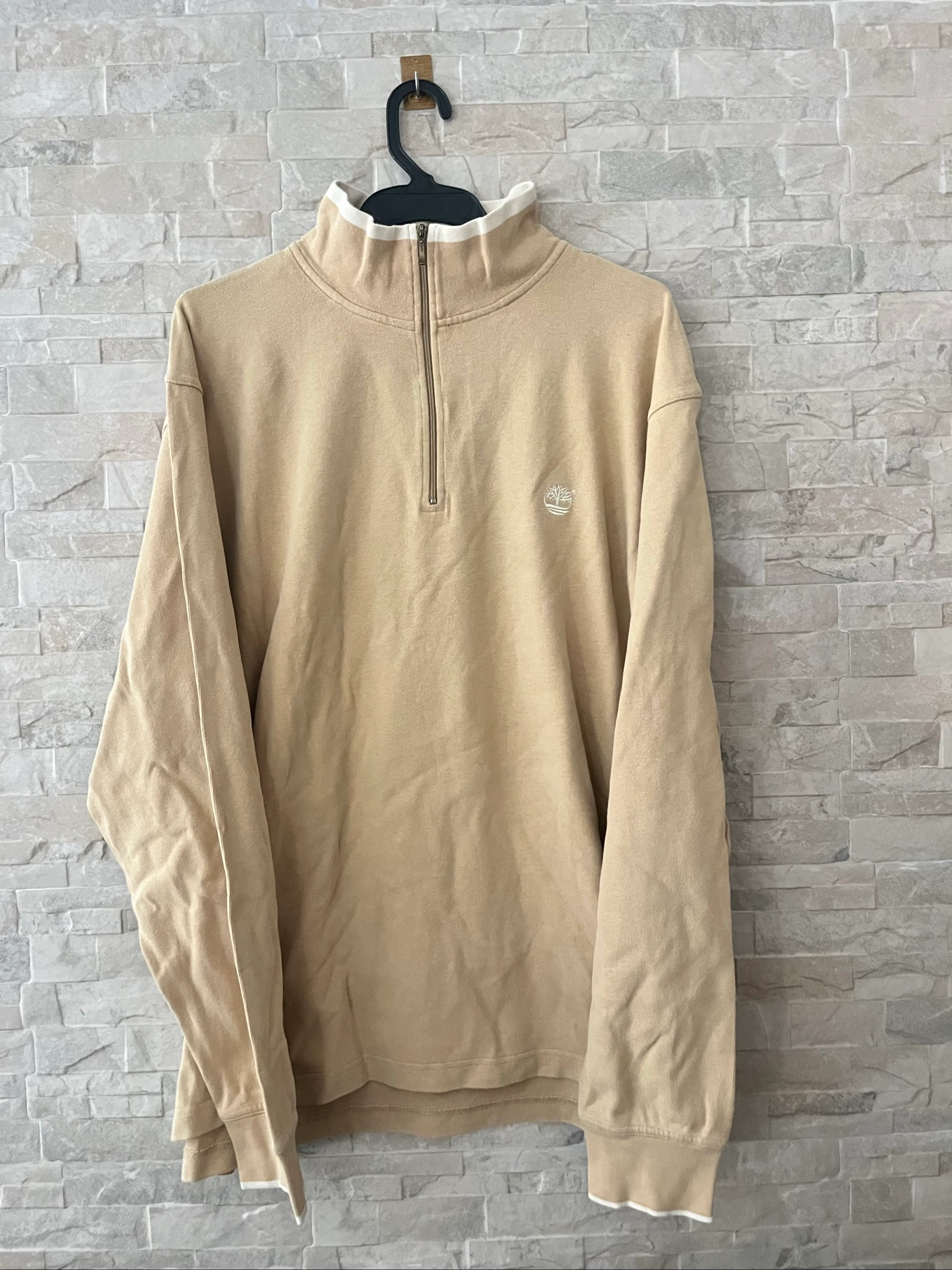 Sudadera Timberland 1/4 Zip Beige | Logo Bordado | Talla XL